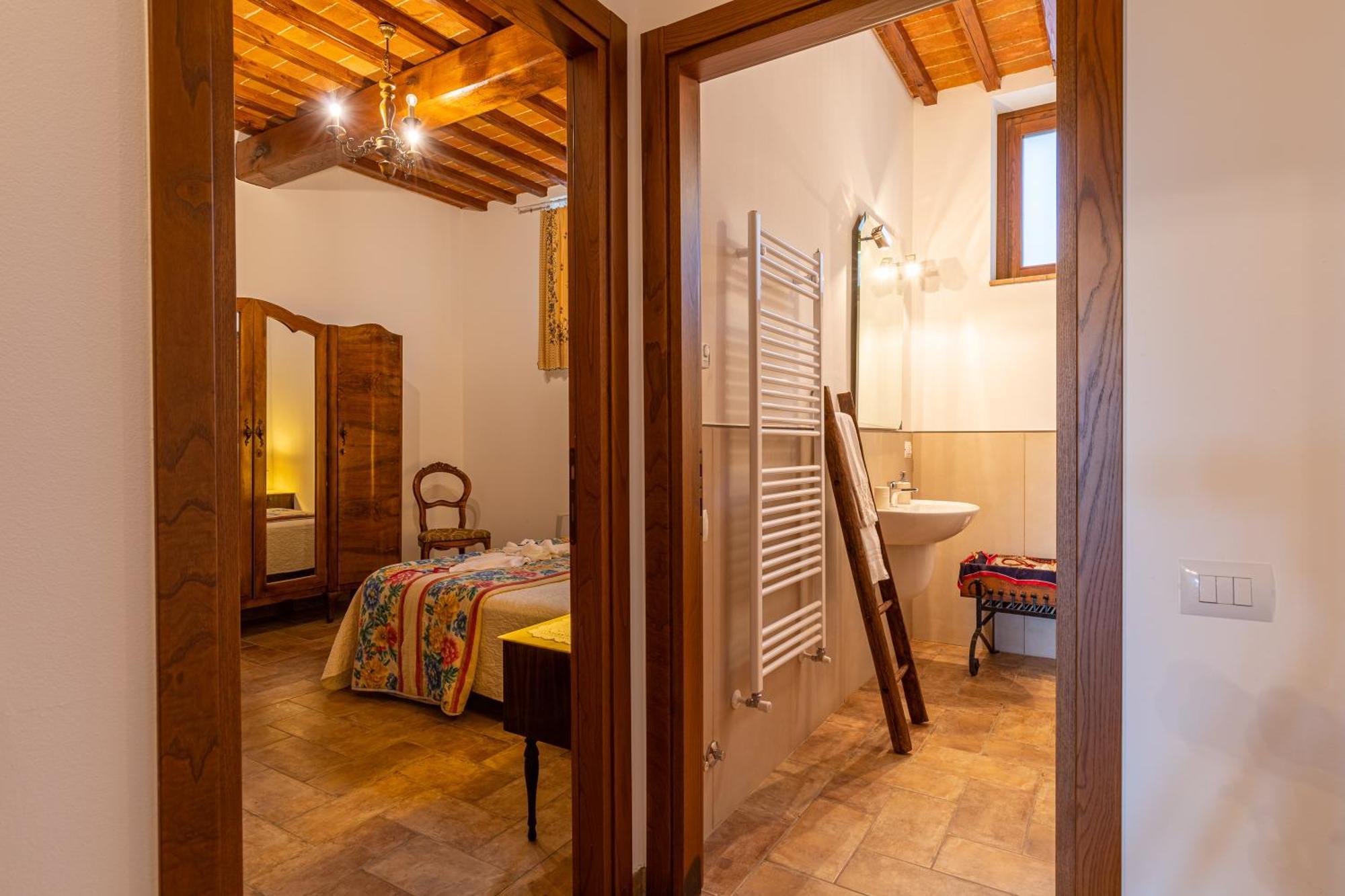 Agriturismo Il Casato - Il Torchio Пиенца Екстериор снимка